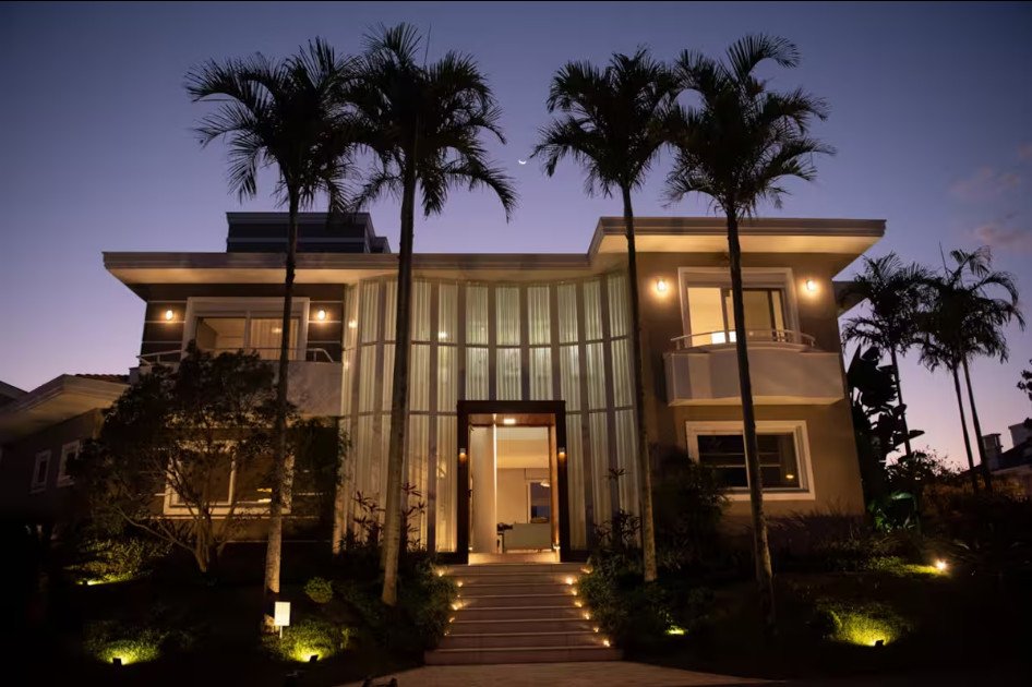 Casa - Venda - Jurerê - Florianópolis - SC